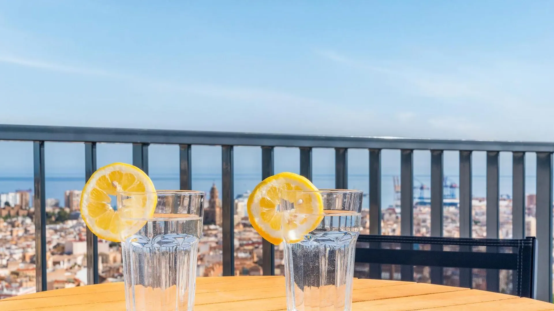 公寓 Malaga Tower View公寓