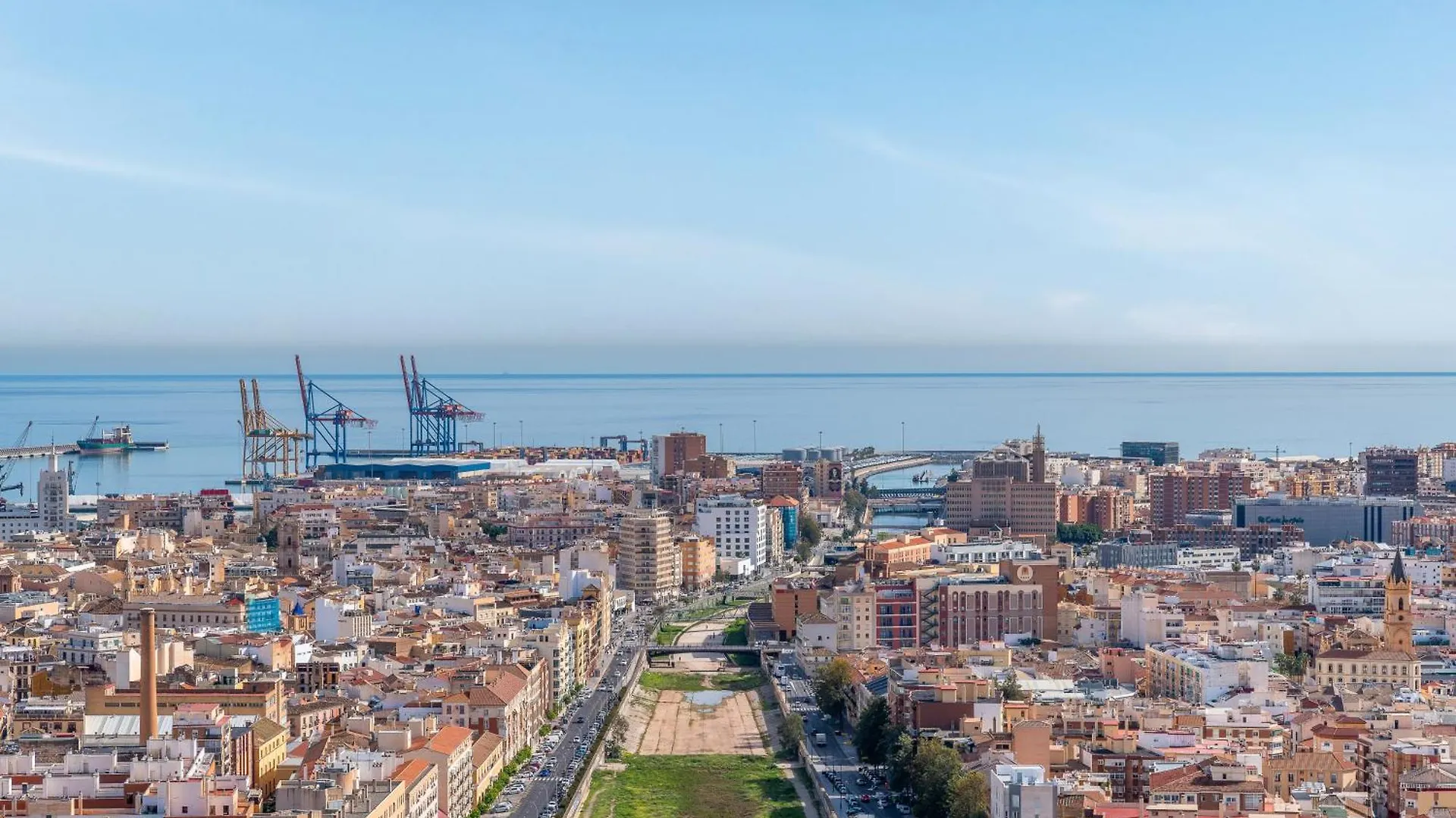 Malaga Tower View Apartment 0*,  Spain