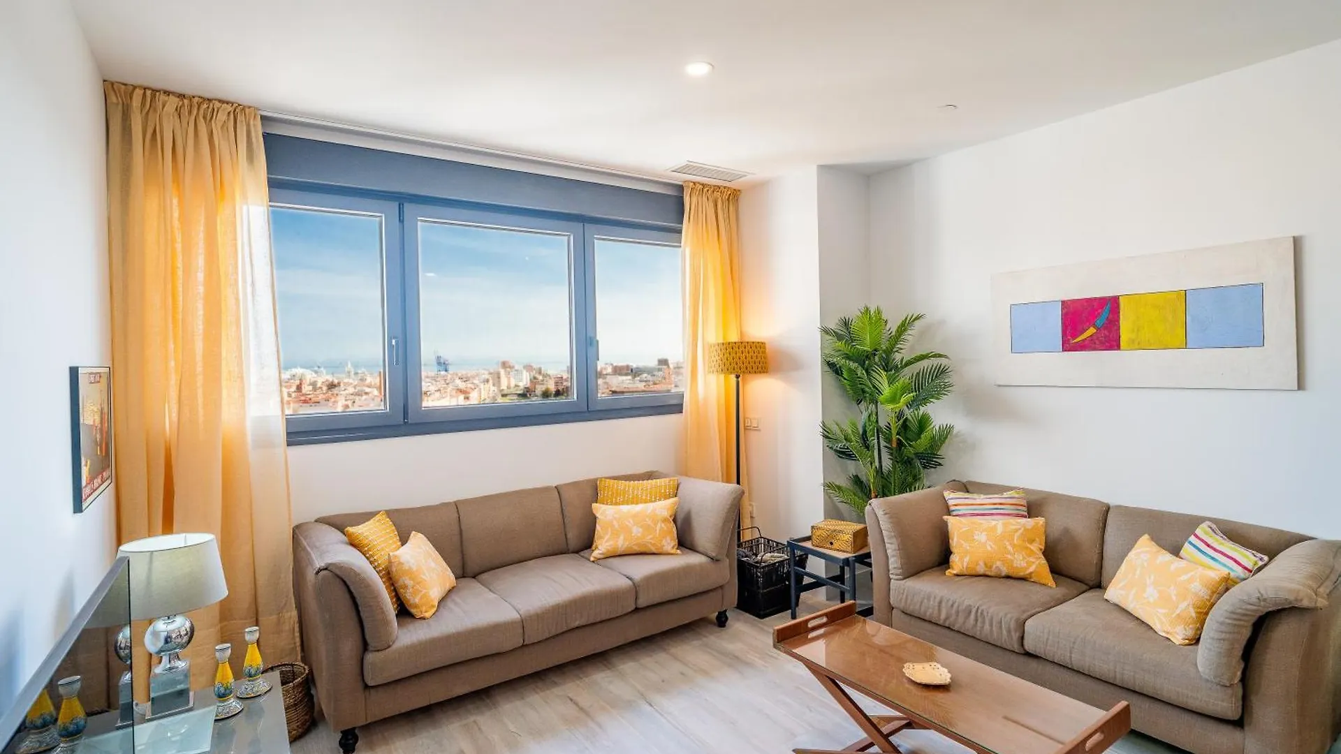 Malaga Tower View Apartment