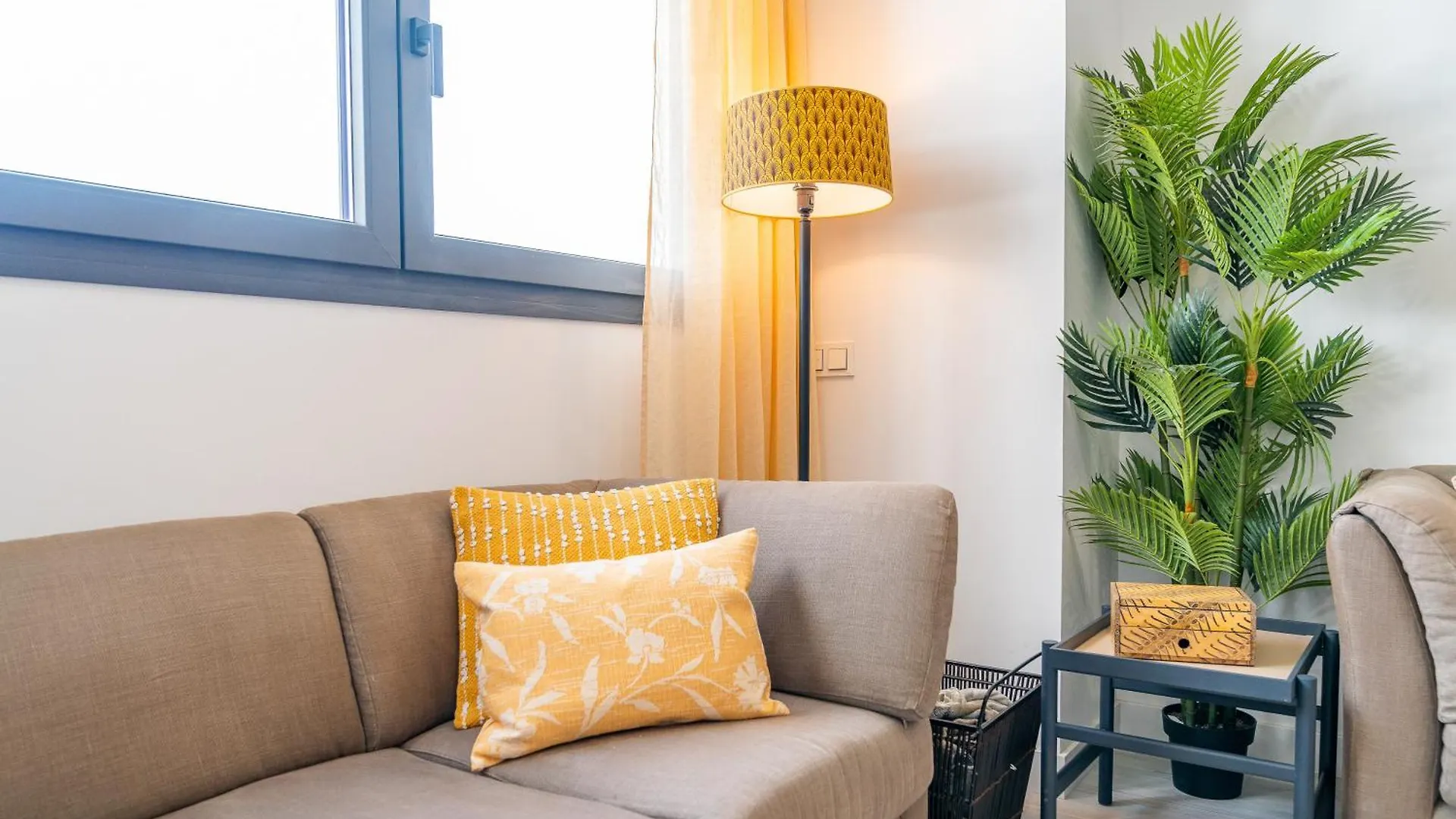 Malaga Tower View Apartment