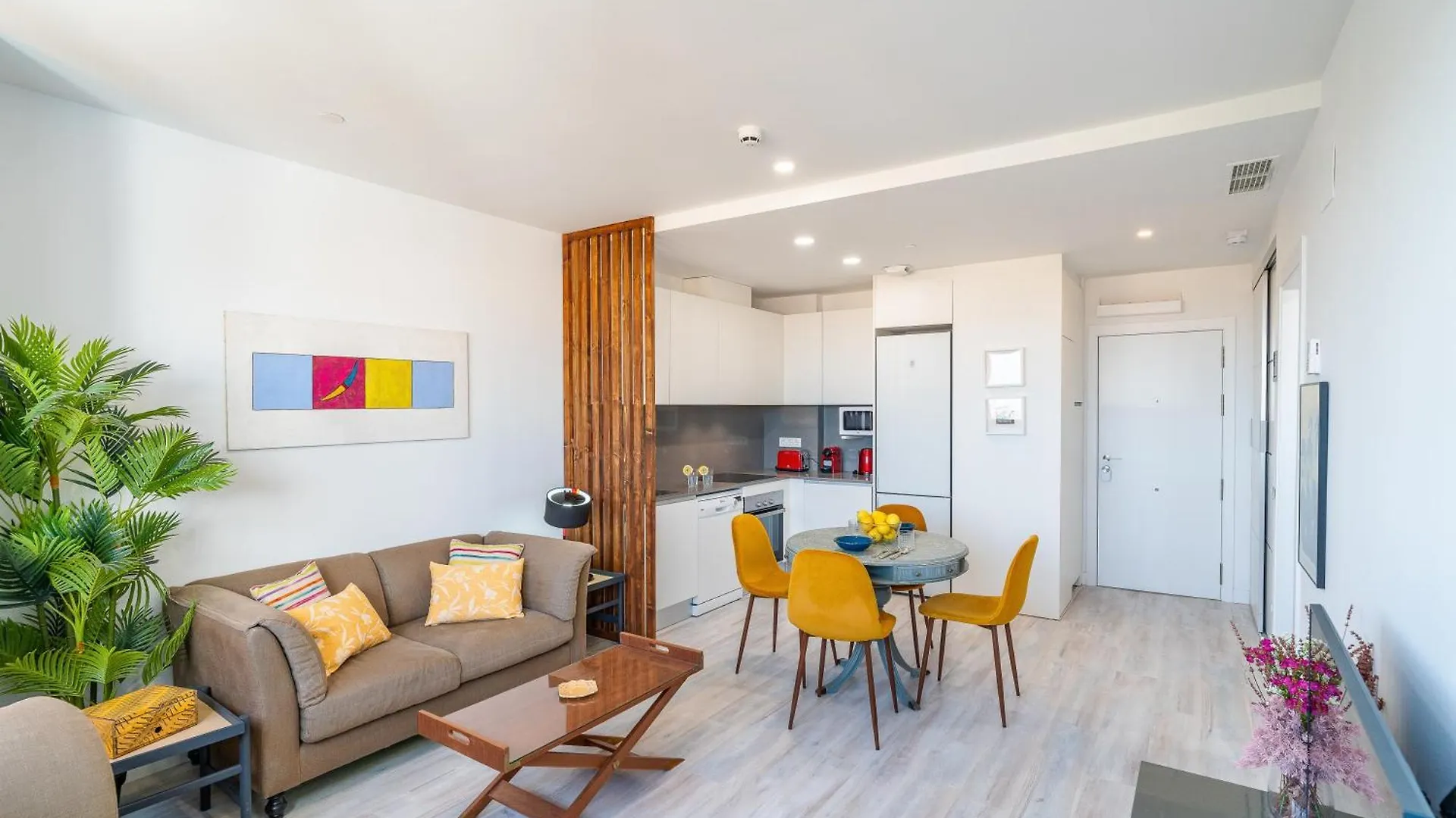 Malaga Tower View Apartment Spain